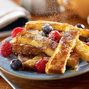 French-toast-with-syrup