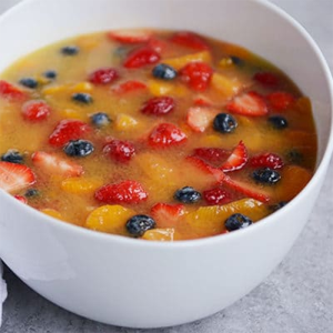 Mixed-Fresh-Fruits-Cold-Soup